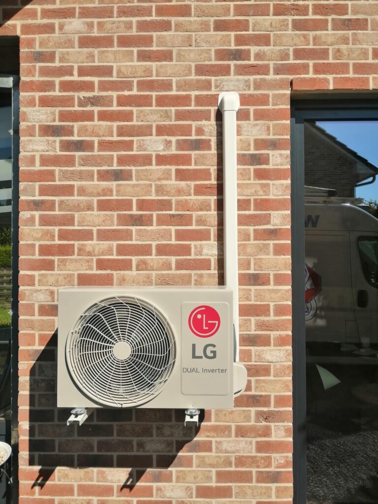 72147358 112614996808419 4369738763908153344 n